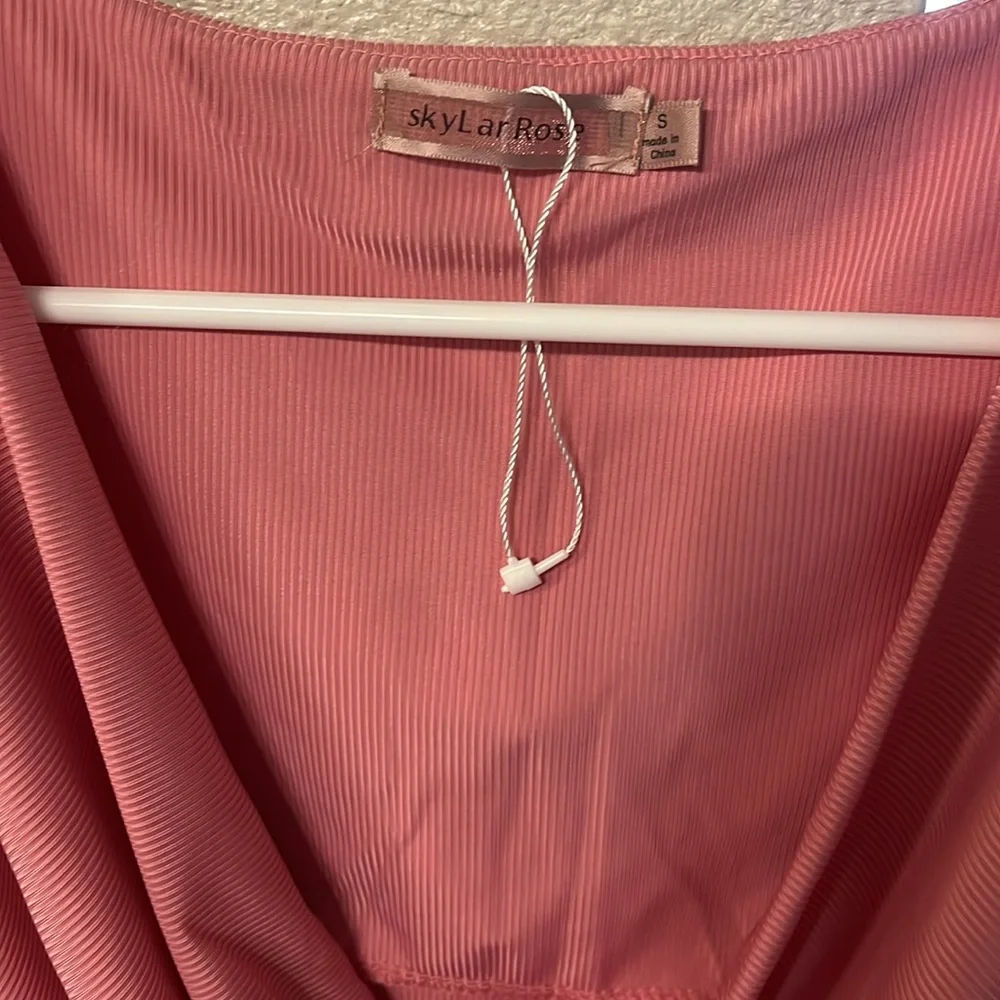 Pink bodysuit never worn - Picture 2 of 3